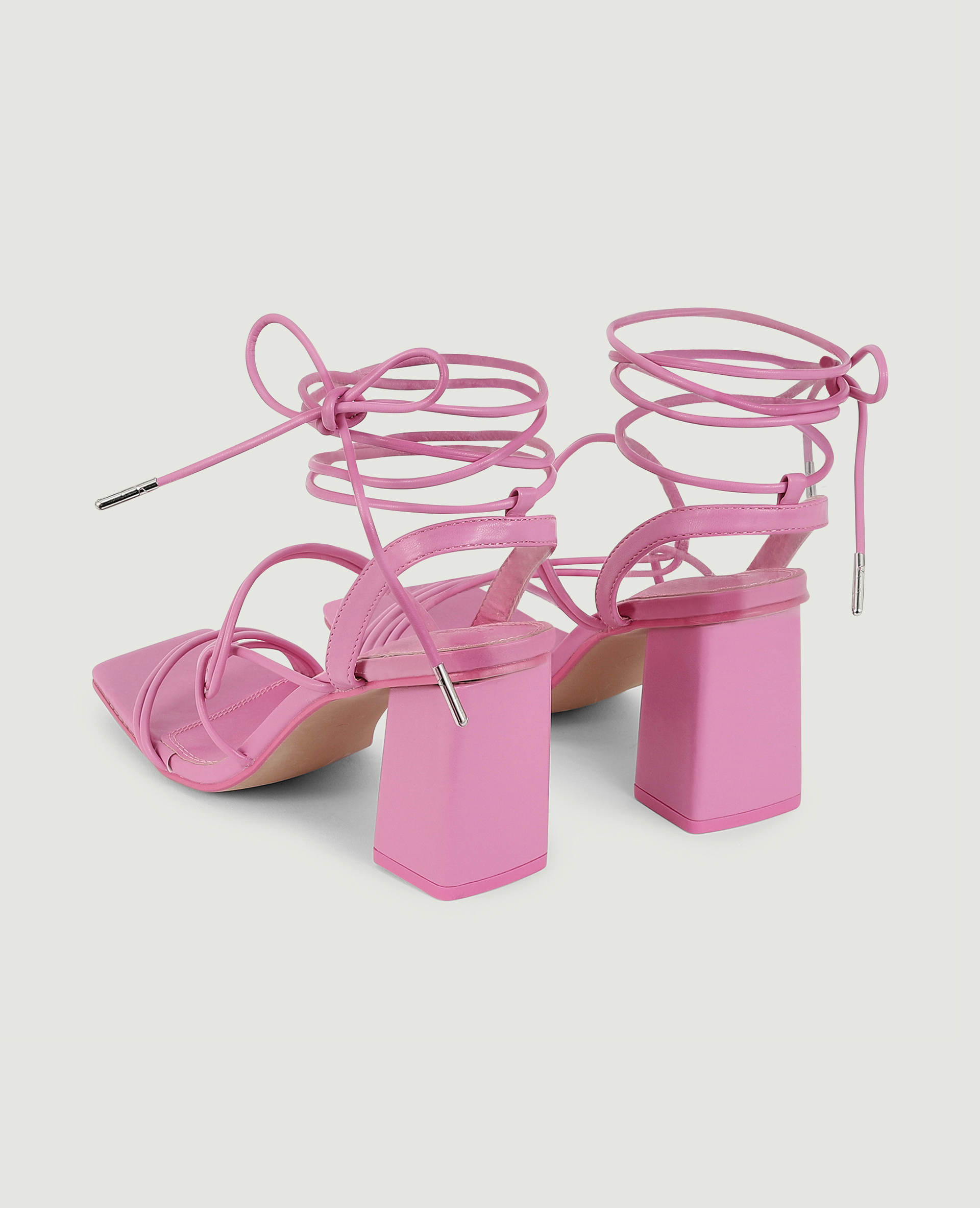 Sandales avec brides à nouer rose - Pimkie